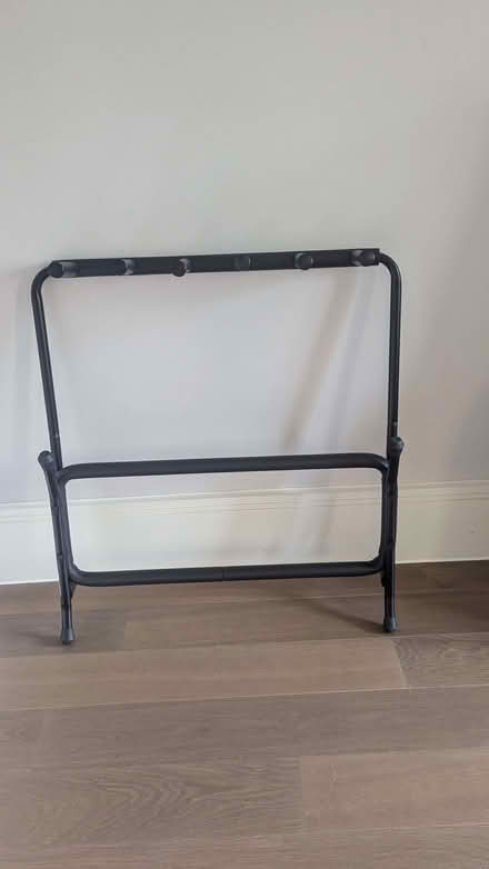 Photo of free 5 Guitar Rack (Hove Station area BN3) #1
