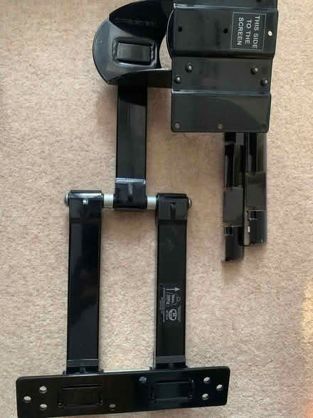 Photo of free Panasonic Viera LCD 26’ tv (Tolworth KT6) #1