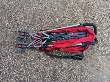 Photo of free Silver cross pram (SS16) #1
