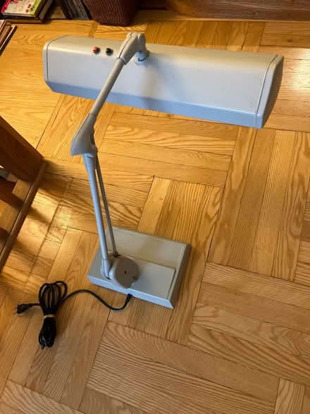 Photo of free Crafting or jewelry making lamp (Bronx - 10471) #4