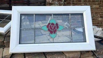 Photo of free Window Pane Rose Design (BN3) #1