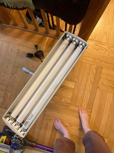 Photo of free Crafting or jewelry making lamp (Bronx - 10471) #2
