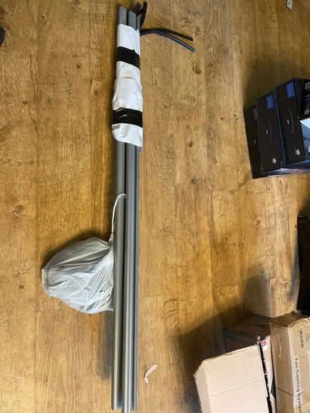 Photo of free Hyundai ix35 roof bars (WV13 Willenhall) #1