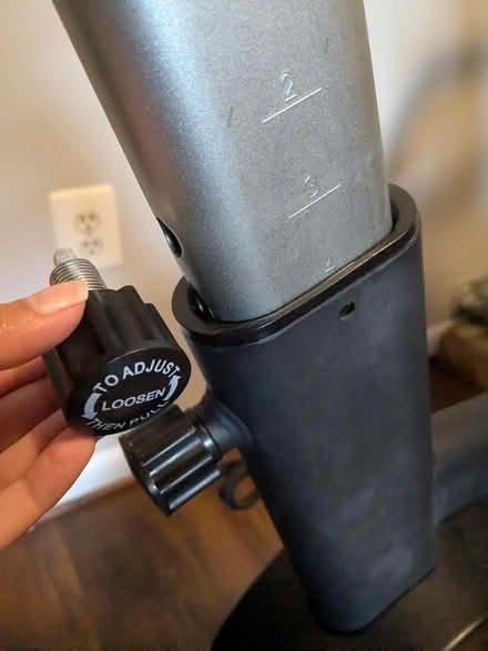 Photo of free 1x M16 Pull Pin Knob (Northeast) #1