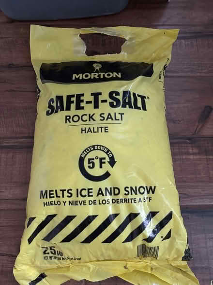 Photo of free Safe-T-Salt 25 (Lombard Commons Park) #1