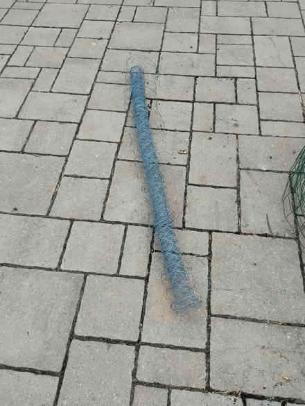 Photo of free Wire fencing and chicken wire (Richmond Hill) #3