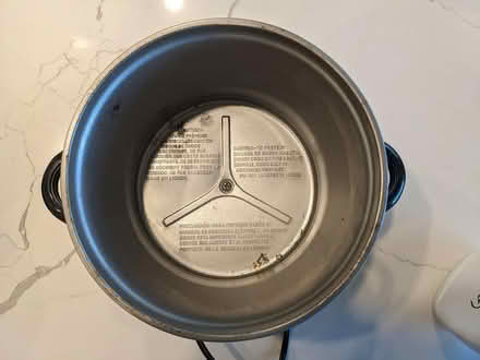 Photo of free Chefman slow cooker base and lid (San Mateo Knolls) #3