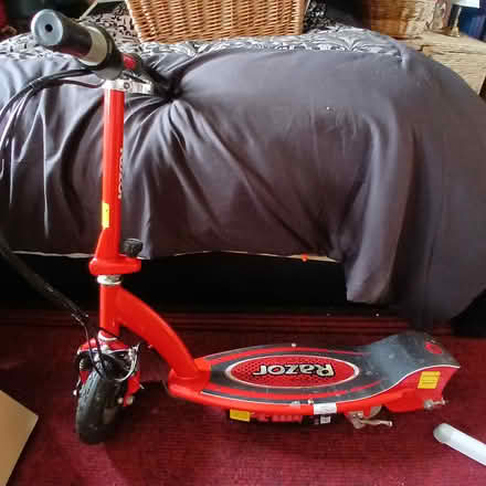 Photo of free Razor electric scooter (Yeovil, Meadow Road BA21) #1