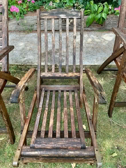 Photo of free 3 wooden garden chairs (TW2 whitton) #4