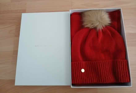 Photo of free Ladies Hat and Scarf gift set (Springburn G21) #1
