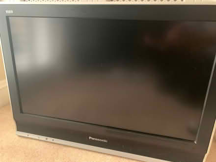Photo of free Panasonic Viera LCD 26’ tv (Tolworth KT6) #2