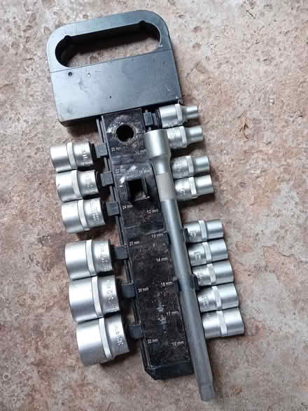 Photo of free Ratchet bits/thing (Kingston Hill ST16) #2