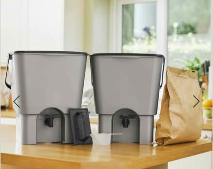 Photo of Bokashi composting bins (Chungford E4) #1