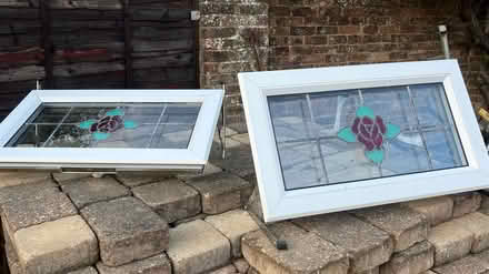 Photo of free Window Pane Rose Design (BN3) #2