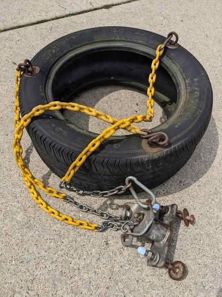 Photo of free Tire swing (S of Ypsi) #1