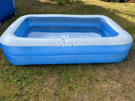 Photo of free Paddling pool (Gu147an) #1