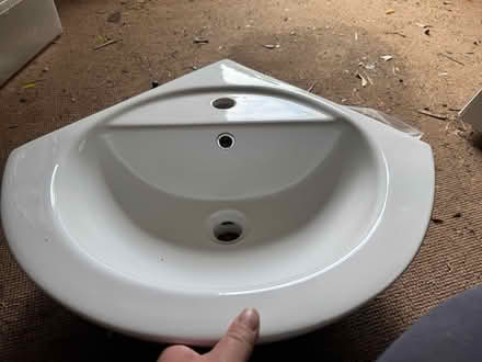 Photo of free New corner sink and pedestak (Farnborough) #1