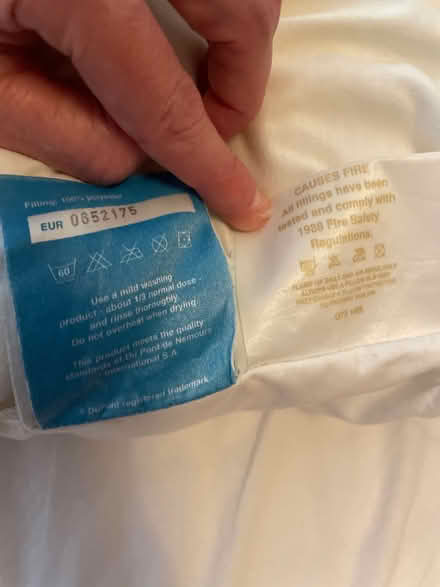 Photo of free Pillow (Highbury N5) #3