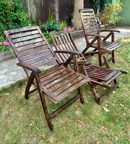 Photo of free 3 wooden garden chairs (TW2 whitton) #2