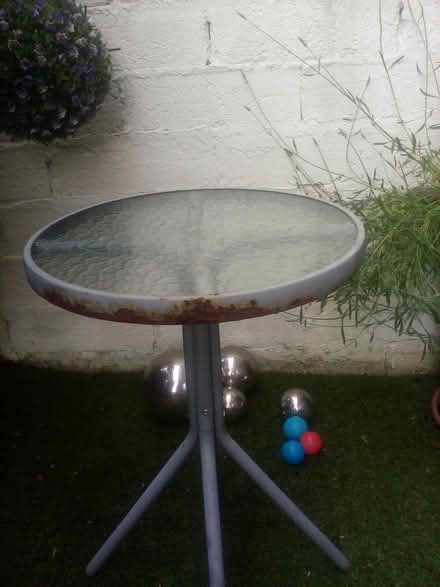 Photo of free Small bistro table (Shipley, BD18) #2