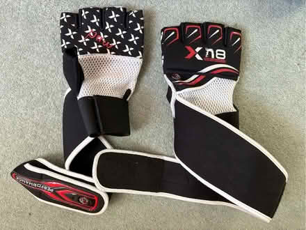 Photo of free Martial art gloves (Whitegrove RG42) #1