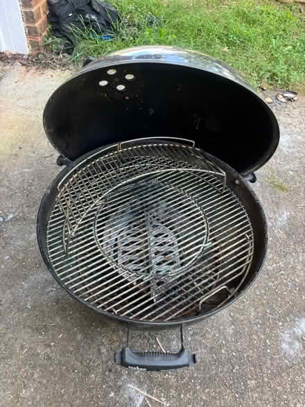 Photo of free Webber MasterTouch Grill (Sandy Plains) #3