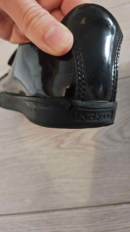 Photo of free Kickers shoes (tw7 7ew) #3