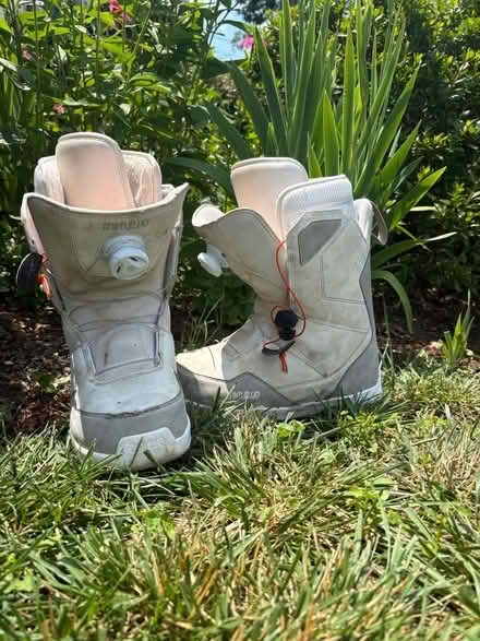 Photo of free ThirtyTwo BOA. Worn 2 seasons (Nw dc, Colombia heights) #1