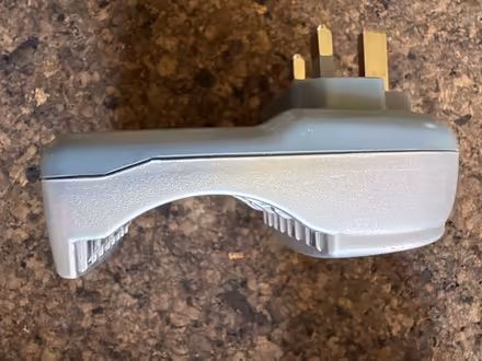 Photo of free Mains Battery charger (G12, West End, Glasgow) #2