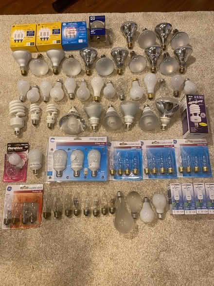 Photo of free Incandescent and CFL light bulbs (Newark DE) #1