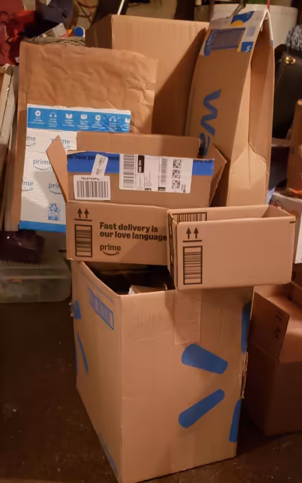 Photo of free boxes and moving stuff (Lachine, Quebec) #1