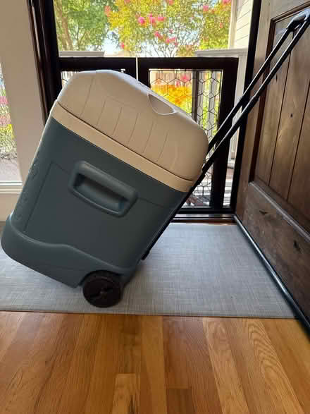 Photo of free Igloo cooler (Cambrian/san jose) #4