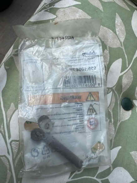 Photo of free Tip on set standard (SE11) #1