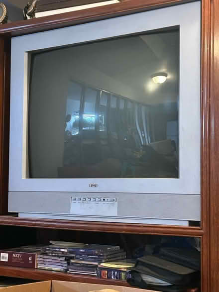 Photo of free Tv (Meadowvale area) #1