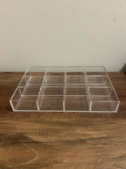 Photo of free Plastic tray (Williamsport) #1