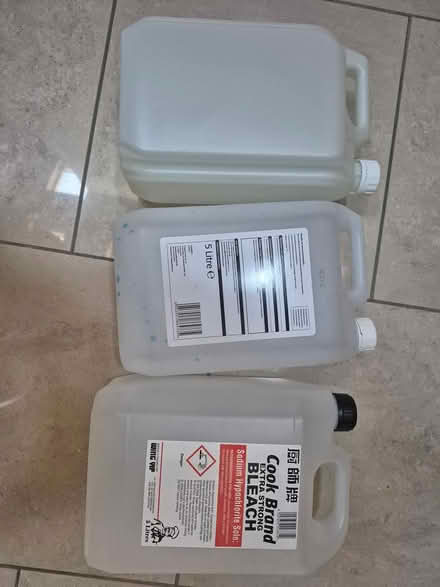 Photo of free 5L plastic containers EMPTY (Friern Barnet N11) #1