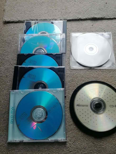 Photo of free RECORDABLE DVD & CD Discs - M33 Sale3 (Sale M33) #1