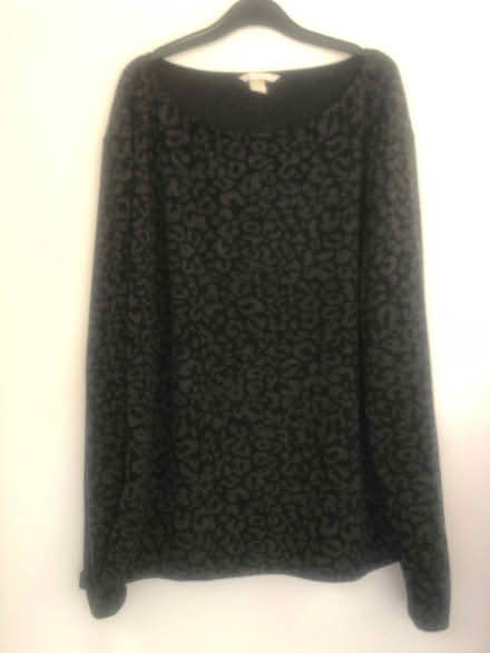 Photo of free Ladies top (Cavendish DE23) #2