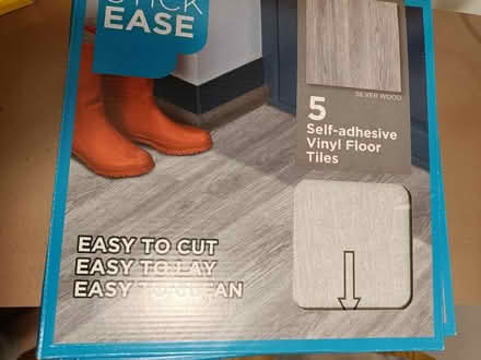 Photo of free Vinyl floor tiles grey x4 (Aldershot GU12) #1