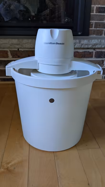 Photo of free Ice cream maker (Quentin and Euclid) #1