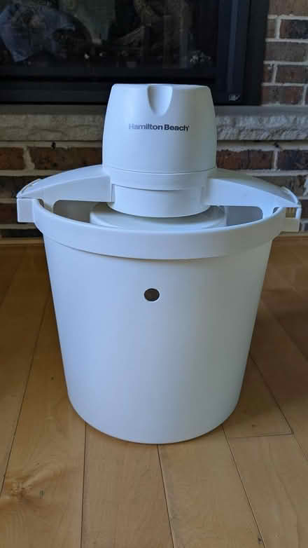 Photo of free Ice cream maker (Quentin and Euclid) #1