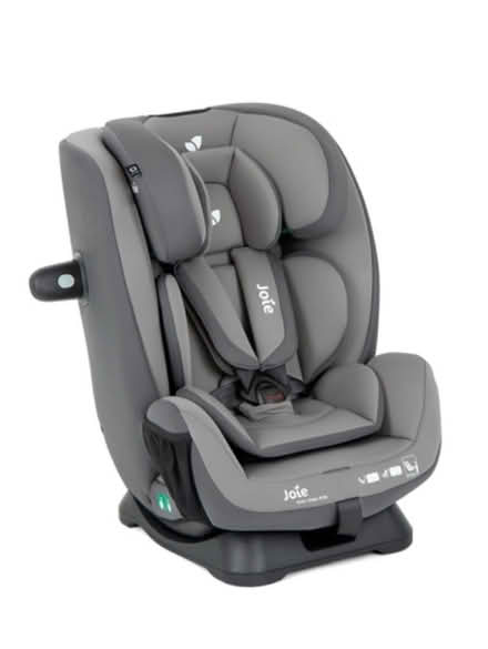 Photo of Car seat (RH12) #1
