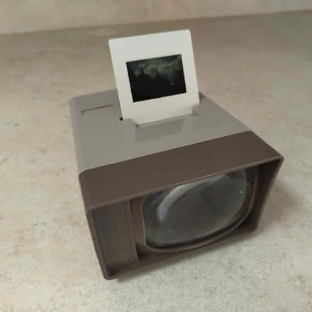 Photo of free Slide viewer (OX4 Rose Hill) #2