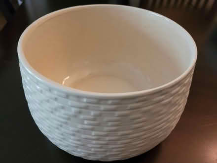 Photo of free Ceramic Plant Pot (Erin Mills) #1