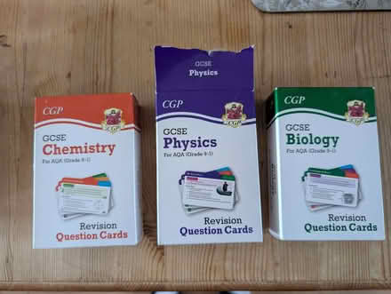 Photo of free GCSE Science Revision Cards (Hurstpierpoint BN6) #1