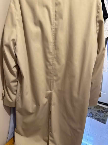 Photo of free Men’s London Fog Raincoat - 38 R (Cupertino) #4