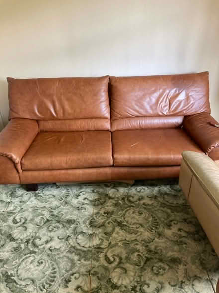 Photo of free Sofas and table (Hale Altrincham WA15) #4