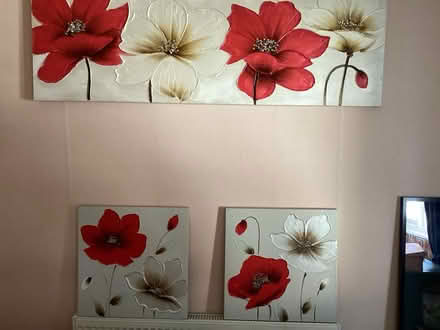 Photo of free 3 canvas pictures. Smoke free home. (CO16) #1