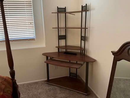 Photo of free Corner desk/computer table (Casa grande AZ) #1