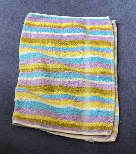 Photo of free Hand towel (AB15) #1
